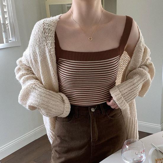 Вязаный жилет в полоску в стиле ретро с квадратным воротником и широкими плечами без рукавов