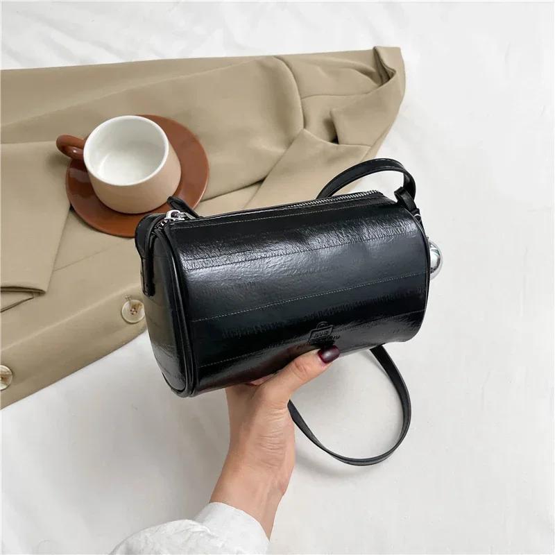 Универсальная серебряная сумка через плечо для женщин, маленькая нишевая дизайнерская модная сумка через плечо