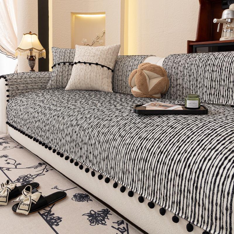 Sofa Cover Universal Thicken Short Plush Non-Slip Living Room Sofa Towel Irregular Edge Sofa Cushion Armrest Back Towel Home