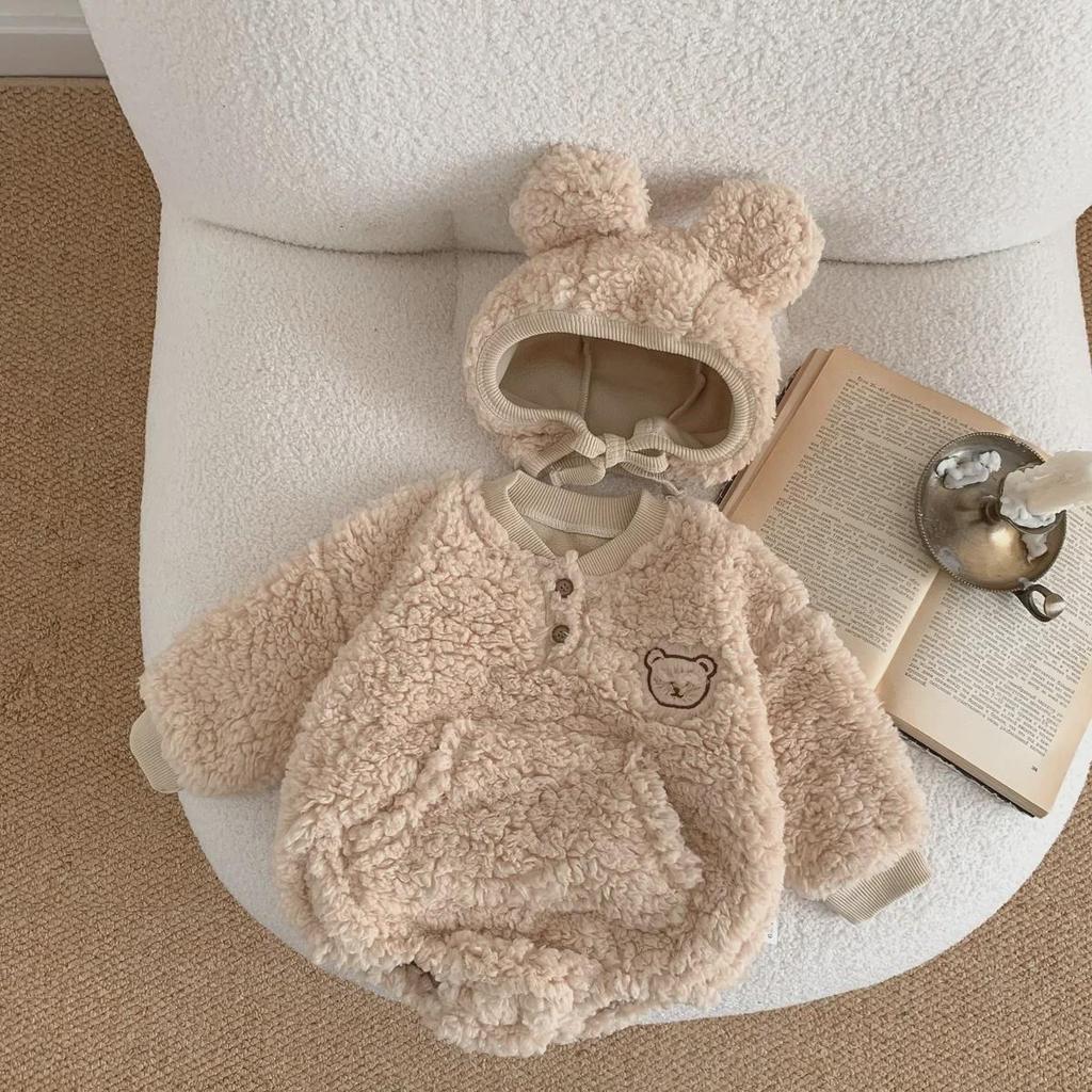 Autumn & Winter Baby Romper: Cute Bear Design with Hood, Double-Sided Velvet, Warm & Cozy for Crawling.