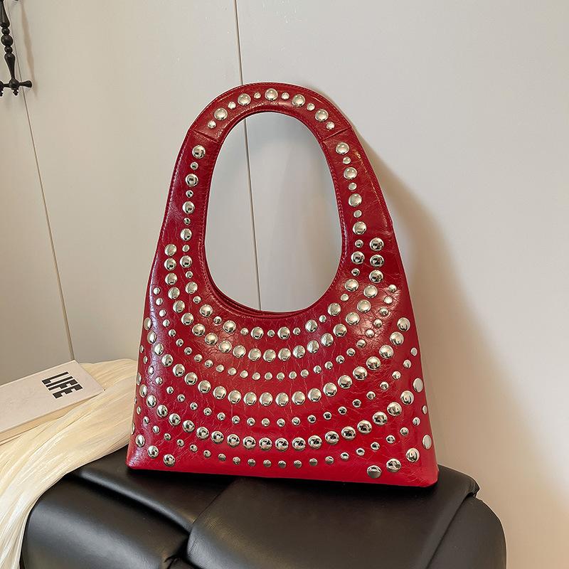 2025 European and American Rivet Handbag One Shoulder Niche Design Large Capacity Women's Armpit Bag Pure Vintage Women's Bag