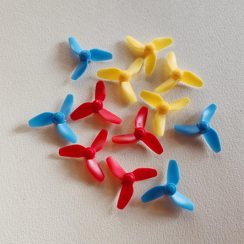 Mini Remote Control Four-Axis Drone with Three-Blade Propeller