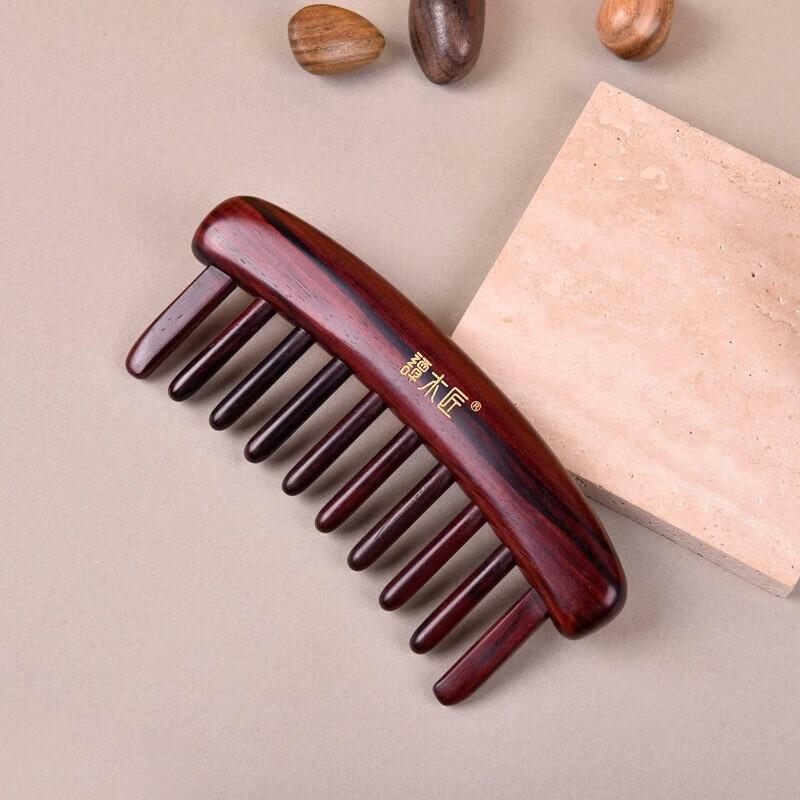 Tan Mujiang Natural Rosewood Massage Comb