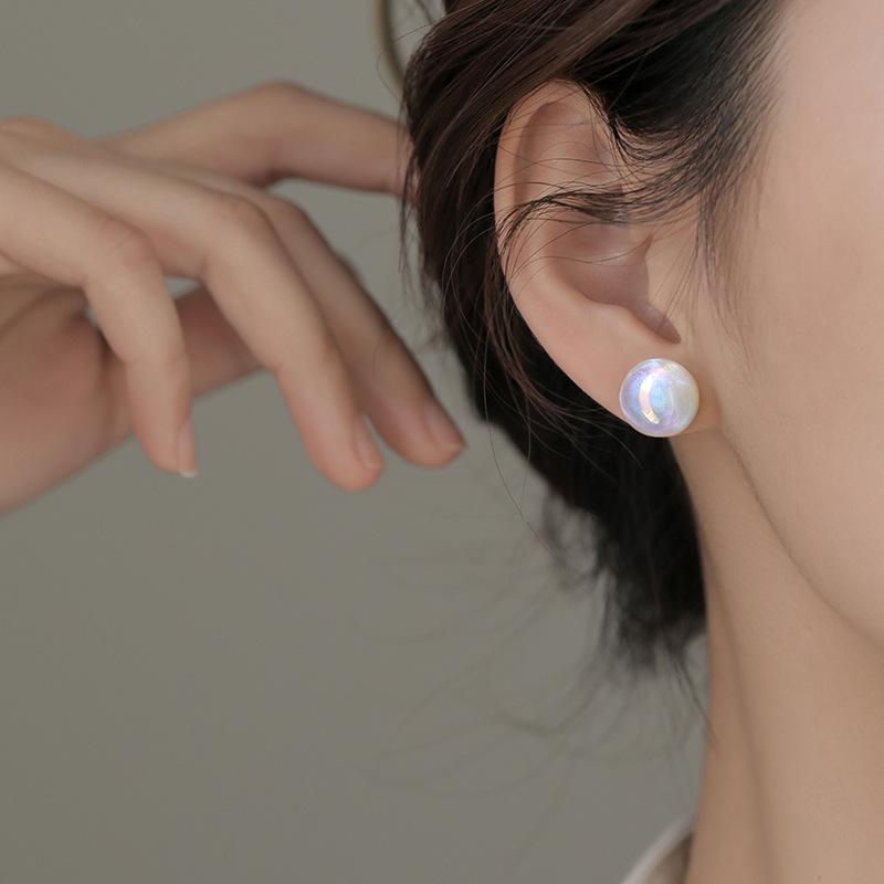 Серьги-гвоздики с цветным жемчугом «Русалка Джи» Мечта о сладкой и пикантной женственности Серьги-серьги с цветным бисером