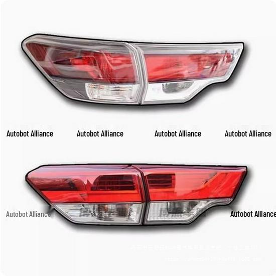 Задний фонарь в сборе для Toyota Highlander 2009-2021 (Стоп-сигнал, Поворотник, Фонарь заднего хода)