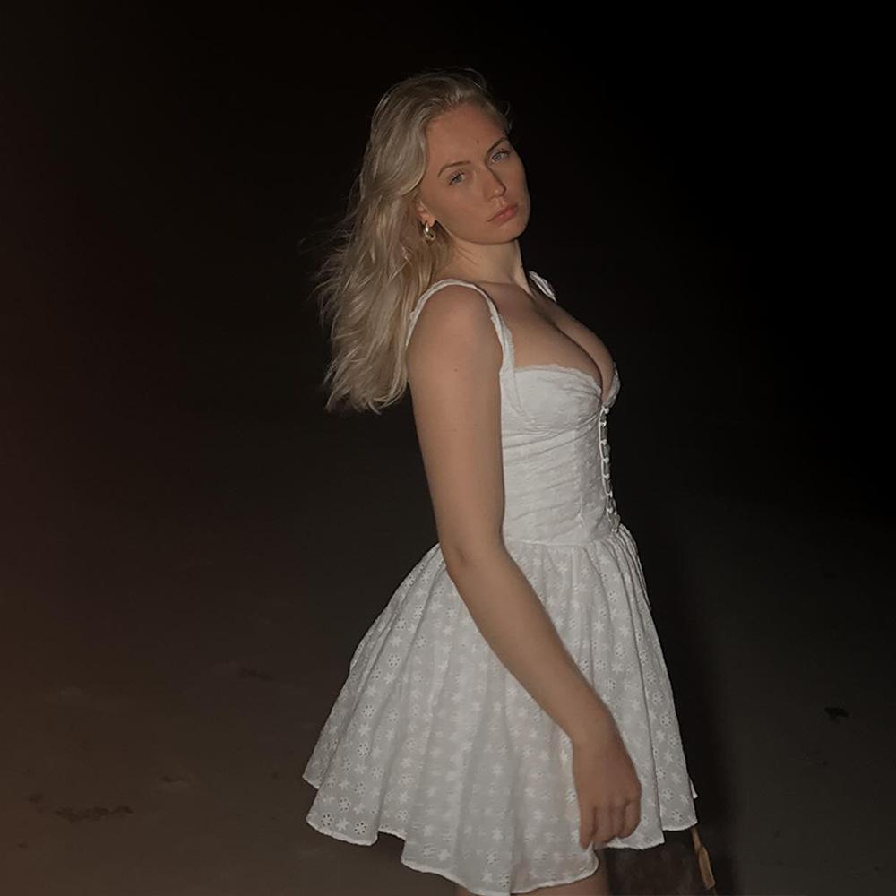 Богемное мини-платье-корсет