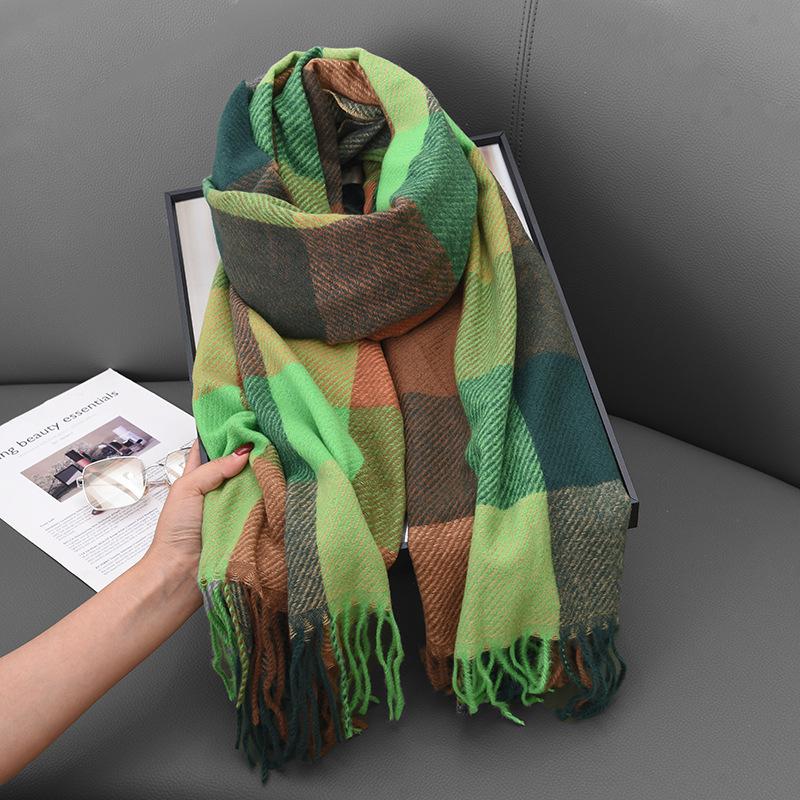 Imitation Cashmere Scarf Women's Autumn and Winter Classic Plaid Casual Fringed Student Long Shawl Scarf