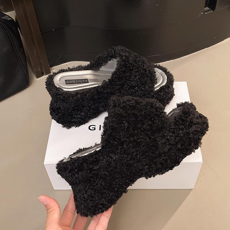 Fashion High Heels Women's Platform Slippers Winter Fashion Fluffy Shoes 2025 New Comfortable Slides Designer Fashion Casual Chaussures