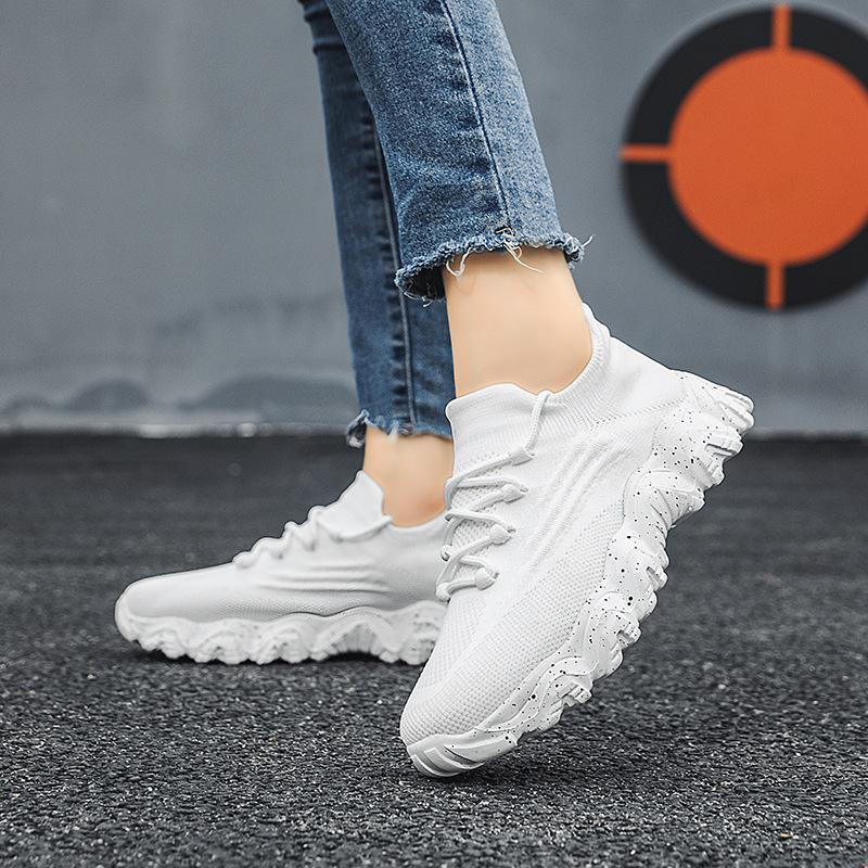 Новая женская спортивная обувь из летучего трикотажа весна-лето мягкая подошва повседневная материнская сетчатая обувь низкий верх беговые студенческие туфли тренд