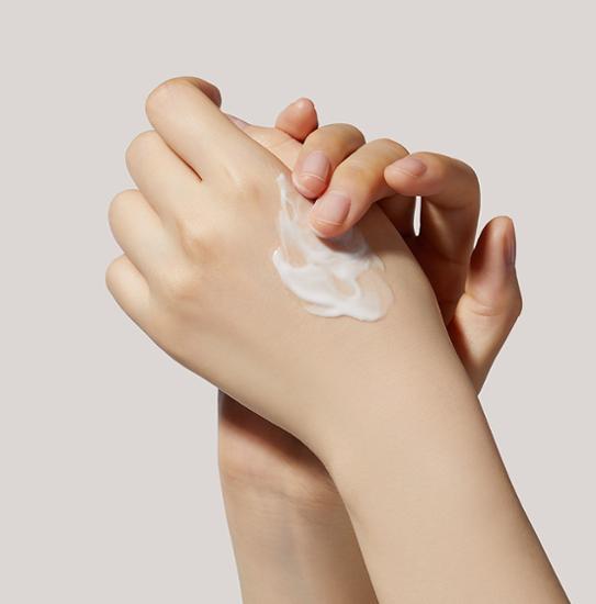 Forment Perfume Body Lotion Cotton MEMOry 300ml