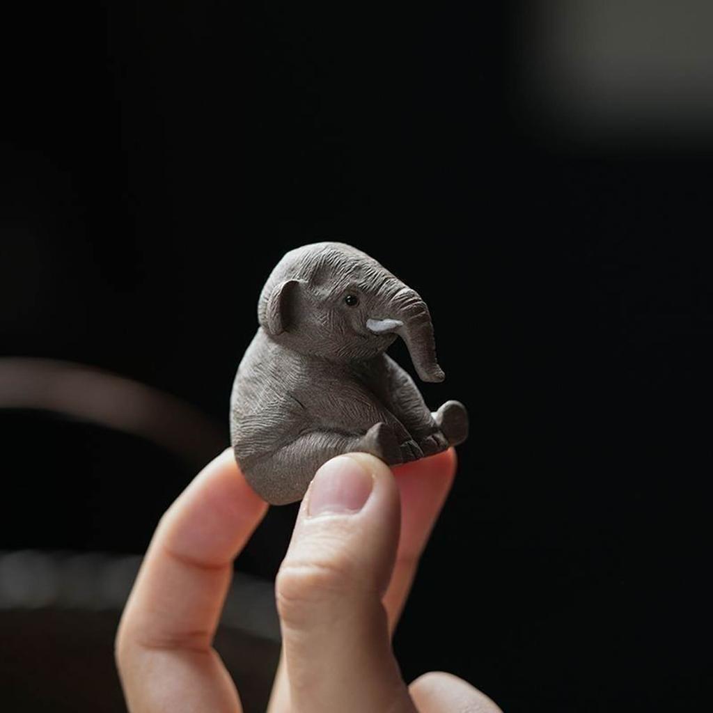 Handmade Sitting Elephant Ornament Small Tea Pet Mini Cute Statue Living Room Tea Table Decoration for Tea Lovers Friend
