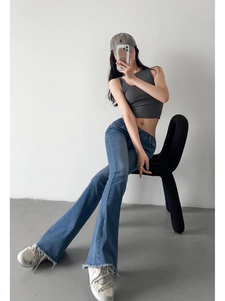 2024 Early Autumn Low-Waisted Slim Fit Flare Jeans for Women with Washed Frayed Hem.