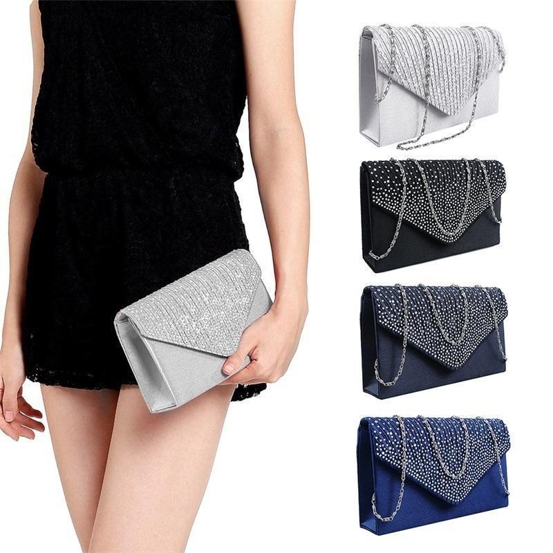 Женский клатч со стразами