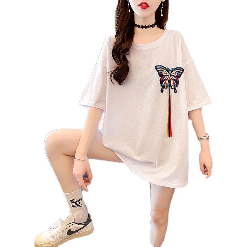 Женская футболка с коротким рукавом и крупной вышивкой в виде бабочек, лето 2025 г., свободный тренд в корейском стиле.