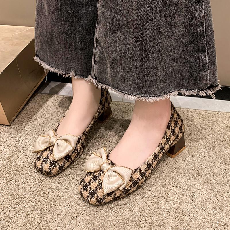 2024 Винтажные женские туфли Классические толстые банты Украшенные женские туфли Простые туфли-лодочки с квадратным носком Женская обувь Квадратный каблук