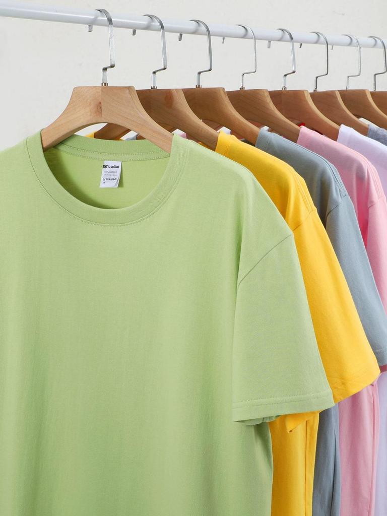 Унисекс футболка из 180г гребенного хлопка с круглым вырезом: Свободный крой, Однотонный, Короткий рукав, Готов к печати.