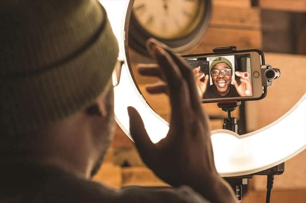 SHURE Микрофон для iPhone iPad MV88 Серия MOTIV 24 бит/48 кГц MV88A-A [/2-летняя гарантия производителя]