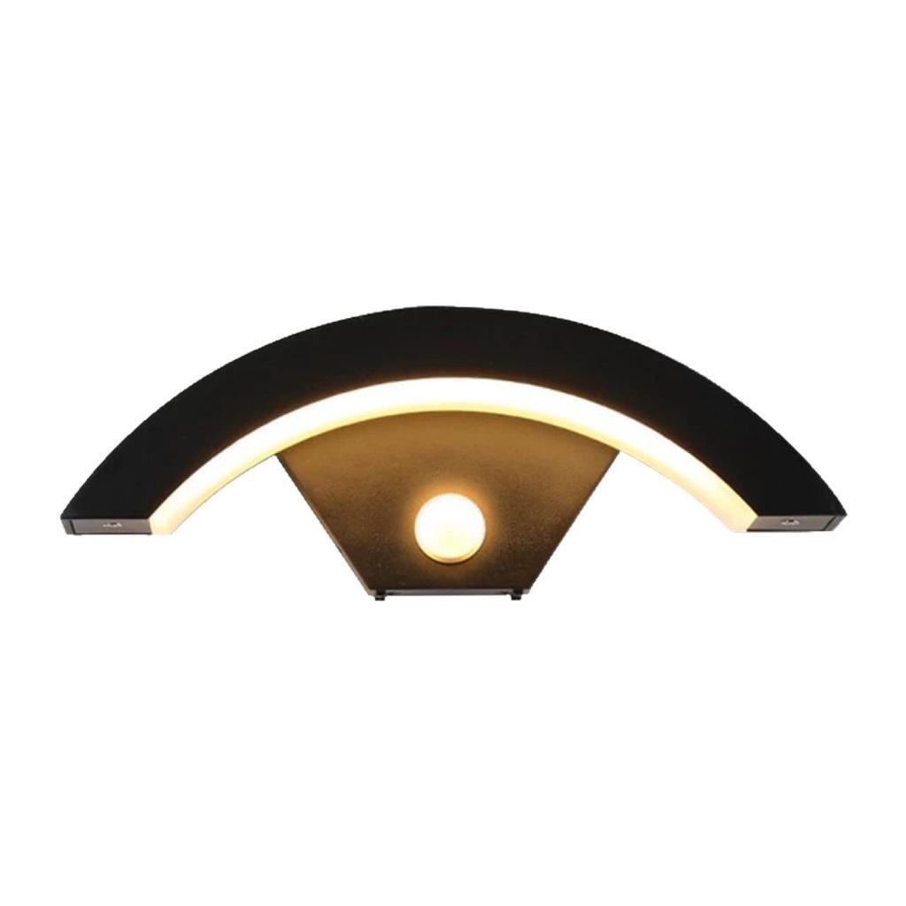 Светодиодный водонепроницаемый настенный светильник с датчиком движения для наружного/внутреннего использования - Дизайн в форме луны для дворов, балконов и дверных проемов.