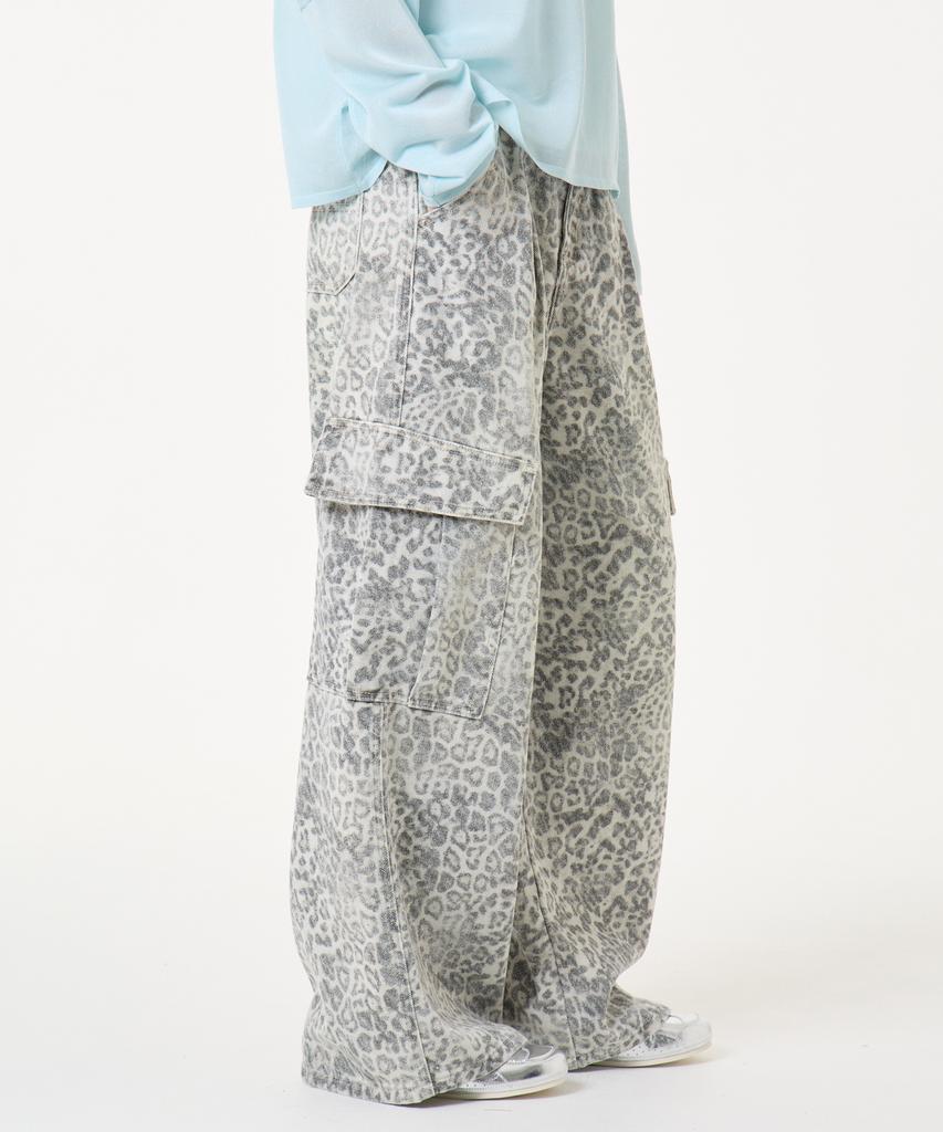 UNKNOWN PLANET Leopard Wide Cargo Pants Gray