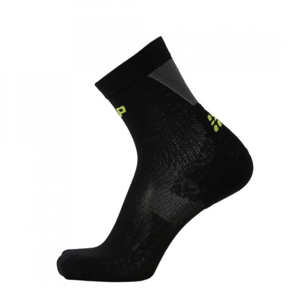 Cep Men S Core Run Ultralight compreSSion SockS Mid Cut 4.0 Black Gray Wp8cvl