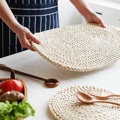 Тканый коврик для обеденного стола из кукурузного меха, теплоизоляционный держатель для горшка, круглые подставки, кофейный напиток, чайная чашка