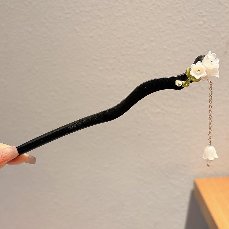 Ancient Style High-End Chinese Sandalwood Tassel Hairpin for Hanfu Costume Updo