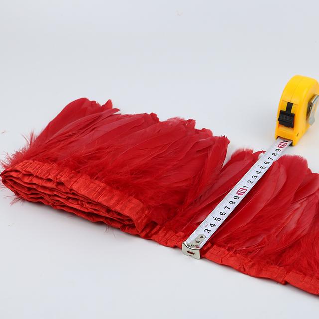 1 Метр Окрашенная Отделка из Гусиного Пера Золотого Цвета для DIY Поделок Вечернее Свадебное Платье Карнавальная Лента Декор для Одежды Плюмаж Аксессуары 15-20см