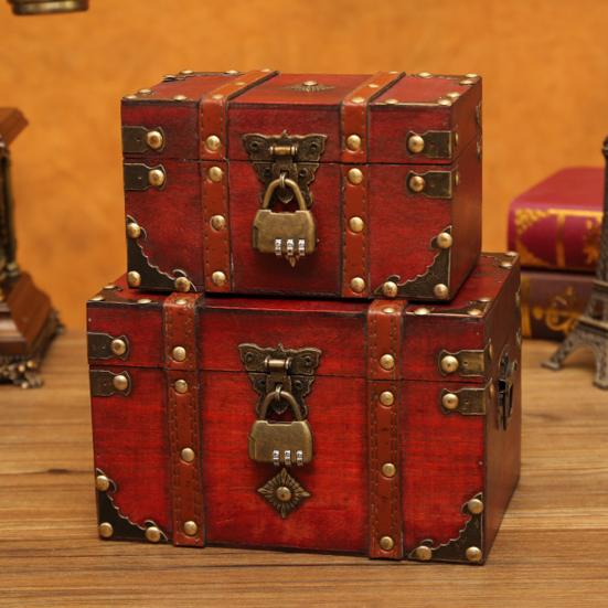 Wooden Storage Box with Lock Large Capacity Multipurpose Decorative Treasure Chest Retro Style Storage Organizer