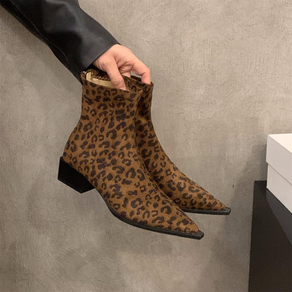Coarse Heel Pointed Leopard Print Suede French Small Ankle Boots Women's Shoes 2024 New Autumn and Winter Brown Thin Boots Short Boots