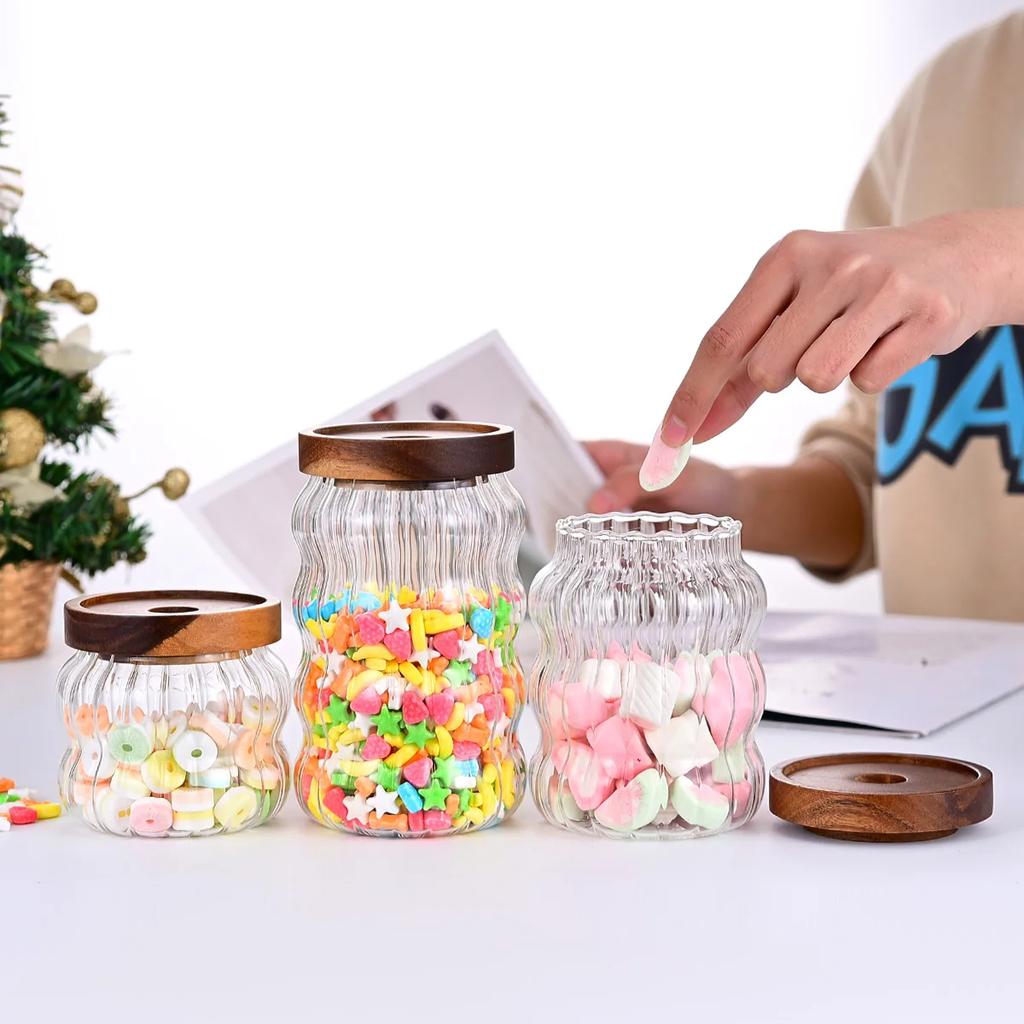 Деревянная крышка Полосатая стеклянная бутылка для хранения Запечатанная банка Чай Кофе Зерна Зерна Банки для конфет Органайзер Кухонная еда Стеклянные контейнеры