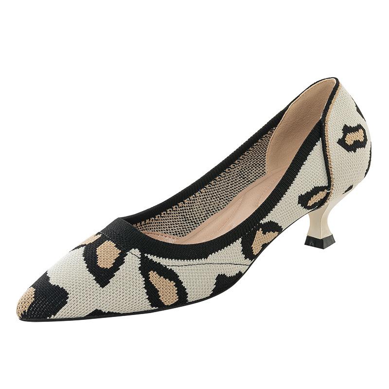Женские туфли большого размера с острым носком на тонком каблуке, повседневные, Flyknit, с мелким вырезом, однотонные, размеры 34-43