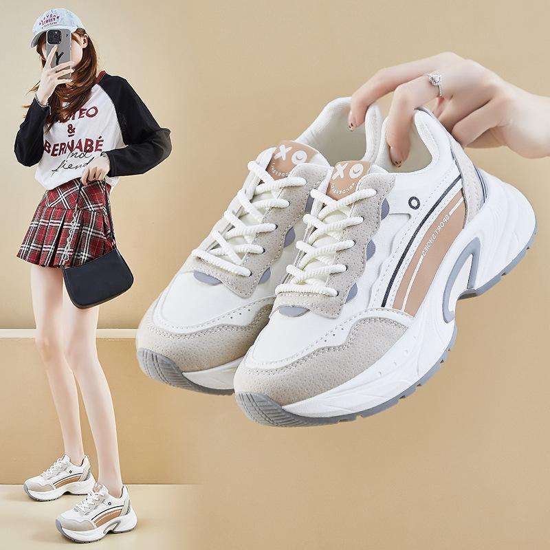 Повседневные удобные кроссовки для женщин, прогулочные туфли на толстой платформе, женские спортивные теннисные туфли со шнуровкой, противоскользящие, из искусственной кожи, для тренировок и бега