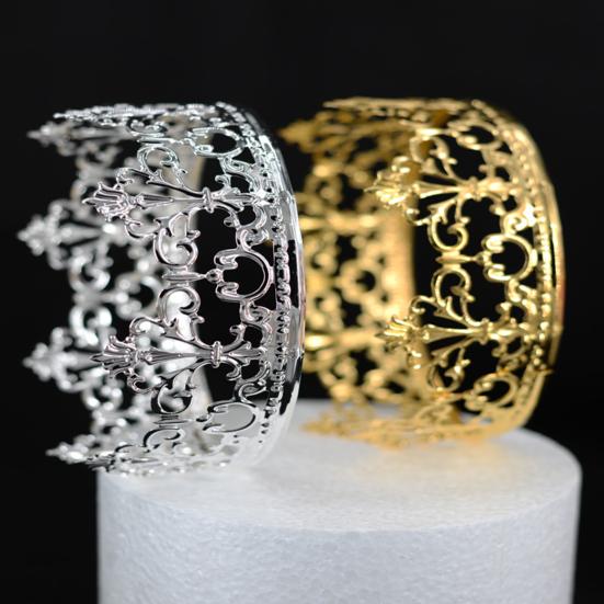 Топпер для торта Ржавчиноустойчивый Реалистично выглядящий Металлическая корона Топпер для торта Королевская тематика Детский праздник