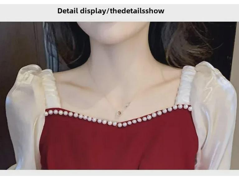 Женское летнее платье-принцесса французского силуэта с короткими рукавами и утягивающим талию дизайном