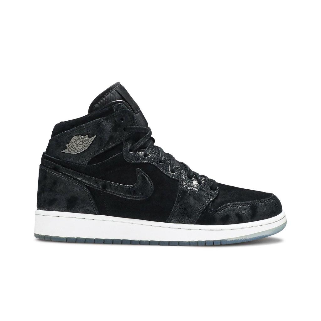 Air Jordan 1 Retro High GG 'Heiress' (Unisex) Black / Black-White-Gym Red Vintage Basketball Shoes 832596 001