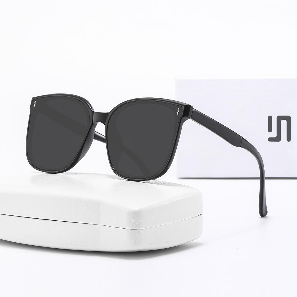 New foldable sunglasses, fashionable and popular on TikTok, polarized sunglasses with UV protection