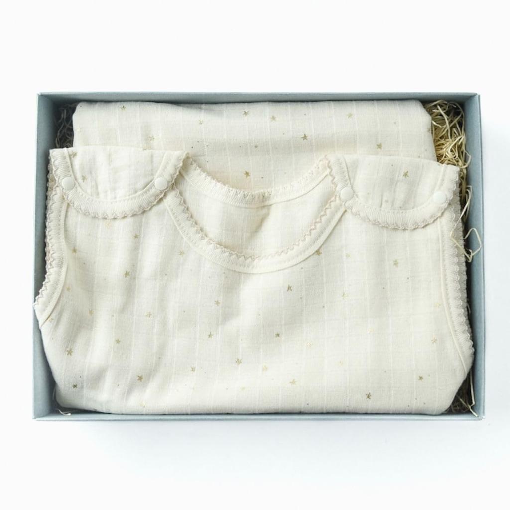 Кукла Etoile, Ткань с золотой вышивкой, Мягкая и пушистая, С пижамой-динозавром, Наполнитель, 40x60см, Золотой, AS00143-DG