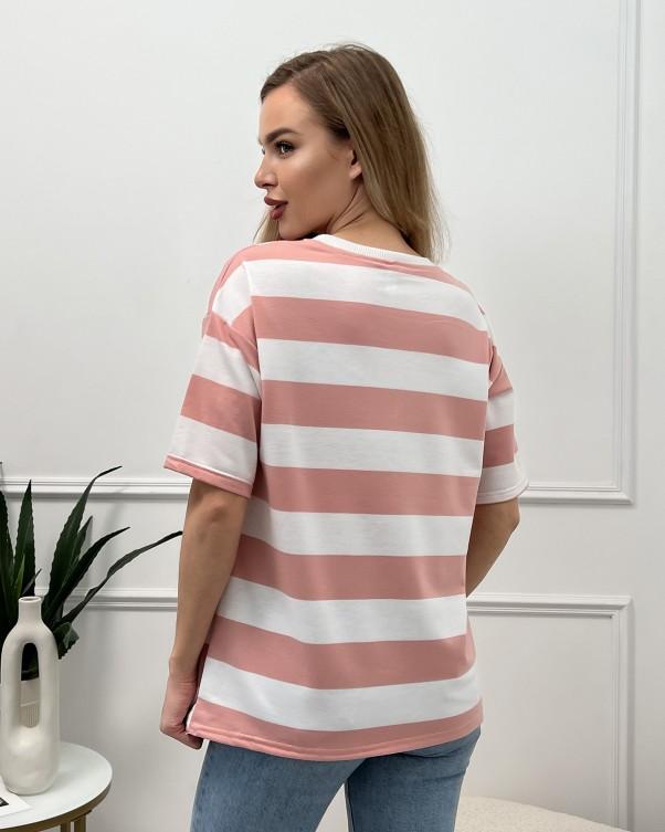 Полосатая футболка с надписью ISSA Plus