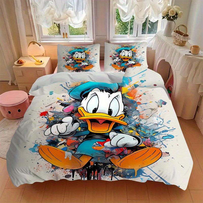 3pcs Donald Duck Art Bedding Set, Includes Quilt Cover and Pillowcases, Suitable for All Seasons, Machine Washable, Ideal Gift for Family an