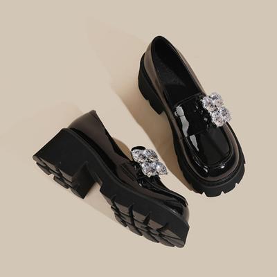 2024 Большие размеры 33-43 Британские женские лоферы со стразами Женские туфли без застежек на плоской подошве на платформе и каблуках Толстая подошва Мокасины с закрытым носком Мэри Джейн