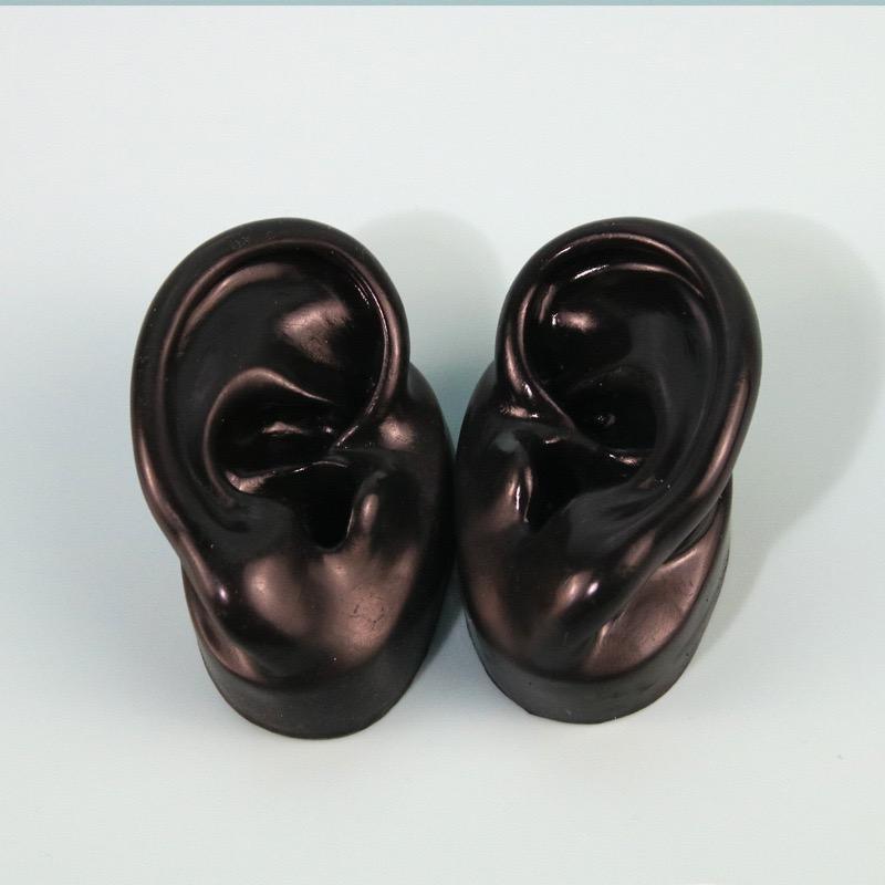 1 шт. Мягкая силиконовая модель уха для практики татуировок, демонстрационный стенд для ювелирных изделий, инструменты для пирсинга, инструмент для демонстрации серег, акриловый стенд для демонстрации