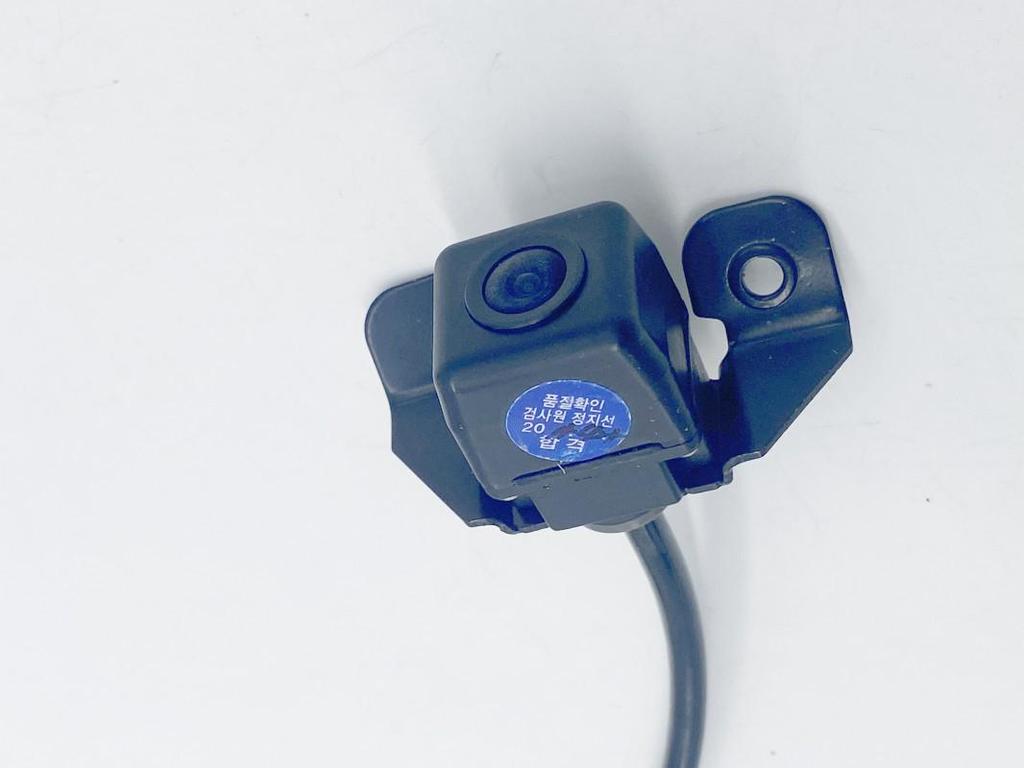 95760-3Z000, 95760-3Z001, and 95760-3Z102 Fit I40 Rearview Parking Camera.