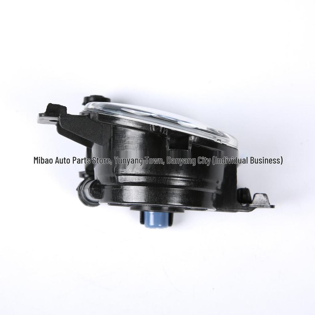 Комплект противотуманных фар для моделей BMW X1 E84/X3 E83 2011-2012 гг. (63172993525/63172993526)