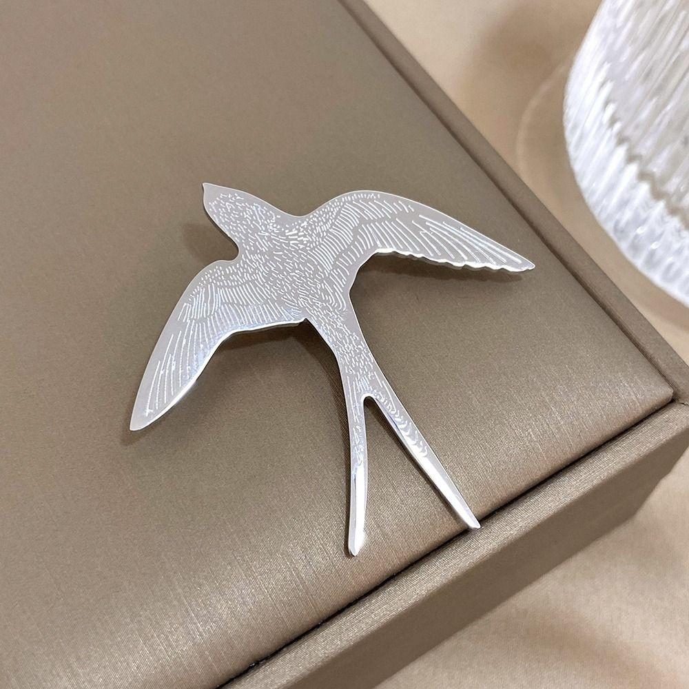 Gold Swallowtail Pin Silver Animal Badge Exquisite Swallow Brooch Party