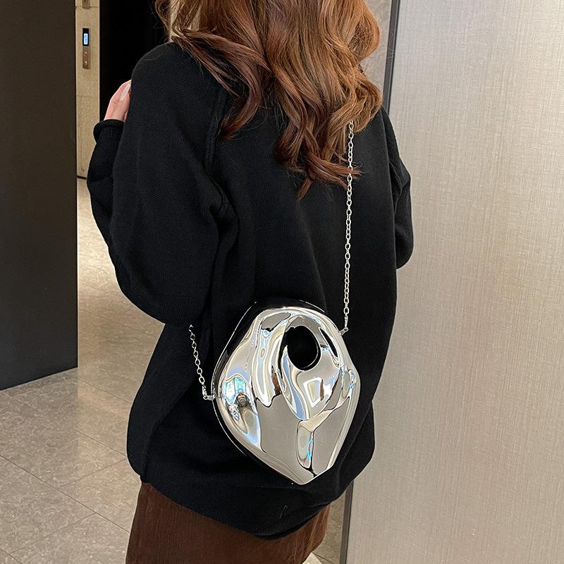 Ancient and Strange Luggage 2025 New European and American Fashion Personalized Acrylic Box Bag Women's Chain Dinner Bag Tide