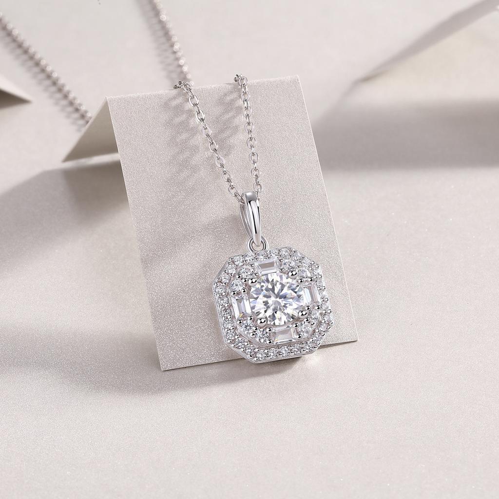 S925 Silver Necklace Moissanite Pendant Collarbone Chain Silver Jewelry Pendant Panyu