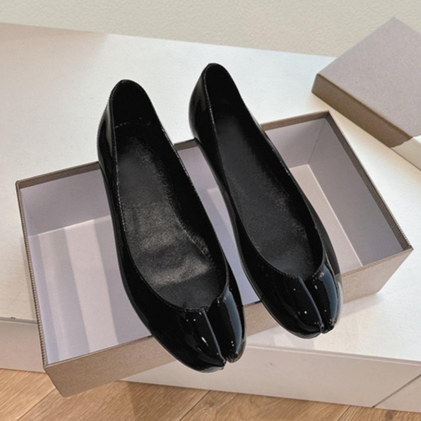 Fashion Flats Split Toe Women Sandals Loafers Shoes Woman Summer 2025 Trend Casual Shoes Shallow Designer Dress Comfort Zapatillas Mujer