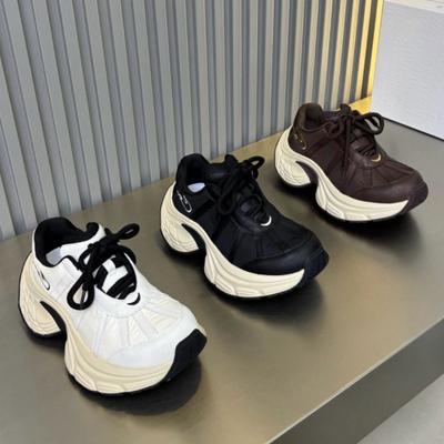 [Фанфна] платформа папины кроссовки женские 2025 осень новая увеличивающая рост полированная трендовая обувь для отдыха путешествий пеших прогулок