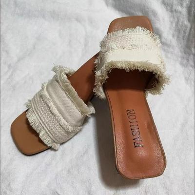 Женские тапочки во французском стиле на толстом каблуке, женские летние новые модные босоножки с открытым носком, женская обувь