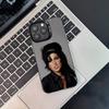 A-Эми Уайнхаус Чехол-певец для iPhone 17,16,15,14,13,12,11,Pro,MAX,Plus Черный Ударопрочный Конфетный Матовый Чехол
